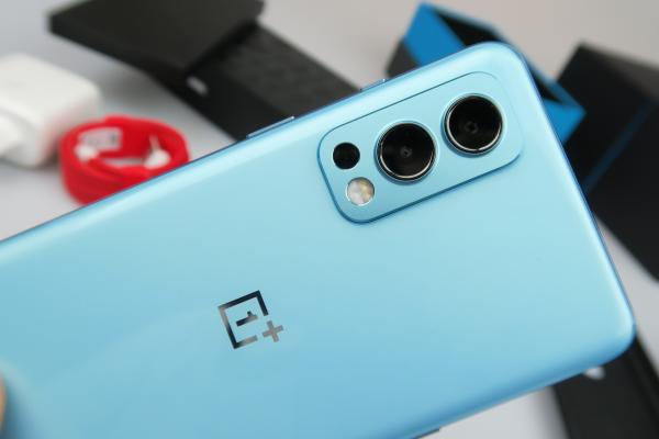 Noul update livrat pe OnePlus Nord CE 5G aduce îmbunătățiri pentru camera foto și rezolvă problema cu supraîncălzirea