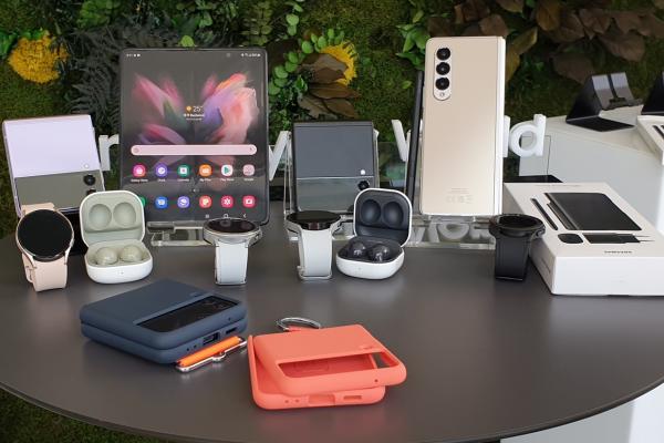 Primul contact cu Samsung Galaxy Z Fold 3 și Galaxy Z Flip 3 + impresii despre Galaxy Watch 4, căști Galaxy Buds 2