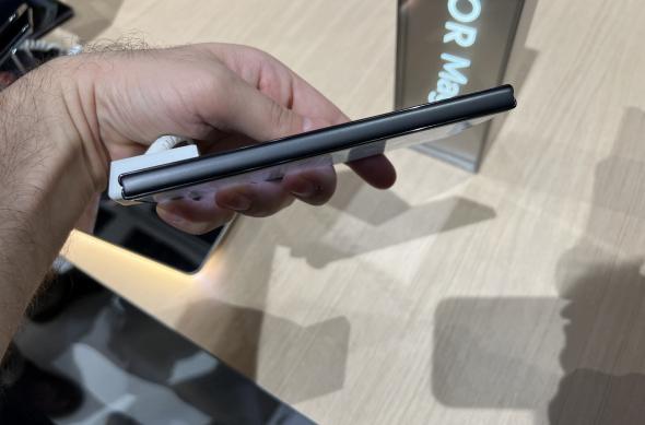 Honor Magic V2 - Fotografii Hands-On de la evenimente: HONOR-Magic-V2_013.jpg