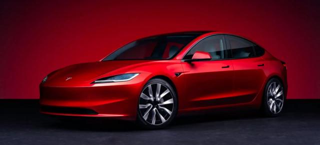 Tesla a dezvăluit noul Model 3 (Facelift) în Europa: Aduce faruri noi, design ascuțit și îmbunătățiri la nivel de autonomie