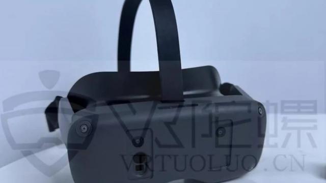 <b>Casca Samsung AR/VR îţi va permite să miroşi mediile virtuale</b>Ideea de a experimenta cu toate simţurile un mediu virtual nu e nouă şi nu vorbim neapărat de cartea sau filmul "Ready Player One". Existau de ani buni boxe cu diffusere de arome, mirosuri, de cauciuc încins pentru NFS spre exemplu