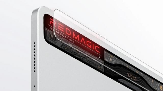 <b>Tableta Red Magic Gaming Pad apare în randări oficiale și include inserții transparente în spate, corp metalic</b>Începând de mâine 5 septembrie ne așteaptă o avalanșă de lansări pentru că începe târgul tech IFA 2024 din Berlin, iar pe lângă această conferință vom avea și evenimente separate organizate în China și desigur SUA. Mă refer la evenimentul