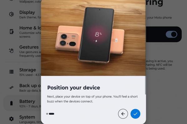 Motorola RAZR Fold - Screenshots baterie