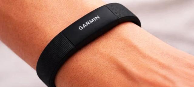 Moarte ecranului! Dispar display-urile de pe ceasurile, brăţările de fitness, iar Garmin adoptă trendul prin modelul CIRQA