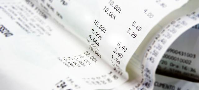 Ai primit bon fiscal greşit? Aplicaţia iBon lansată de Ministerul Finanţelor le poate verifica