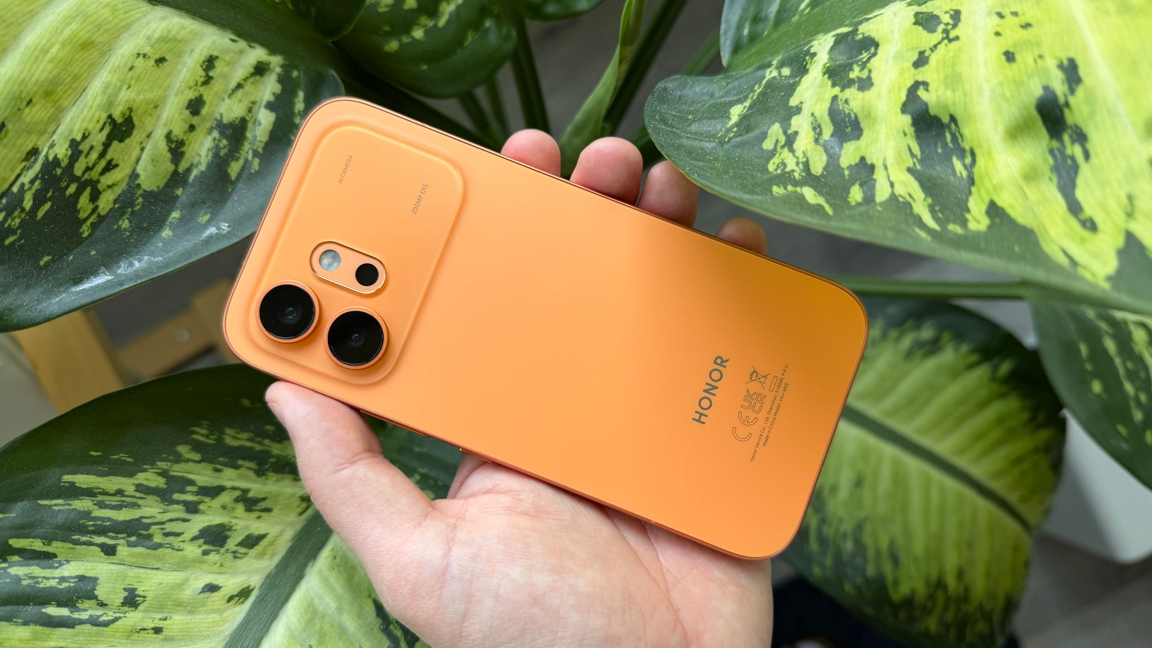 Honor 600: Design premium pentru un model non-Pro, finisaj satinat fără grija amprentelor