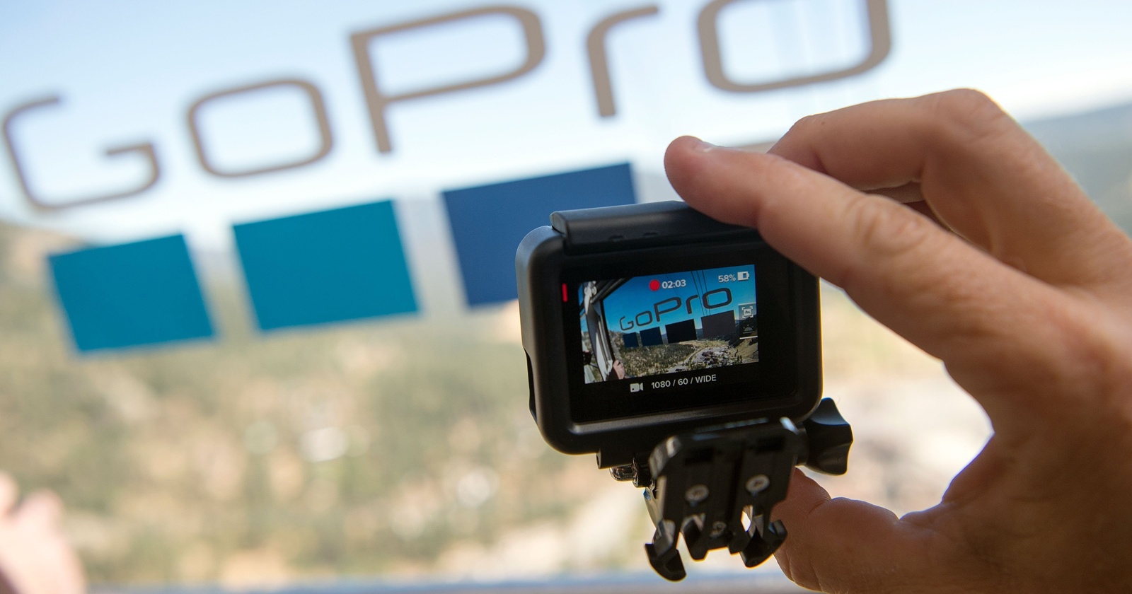 GoPro ar putea fi vândută! Producătorul celor mai populare camere de acțiune începe analiza opțiunilor strategice