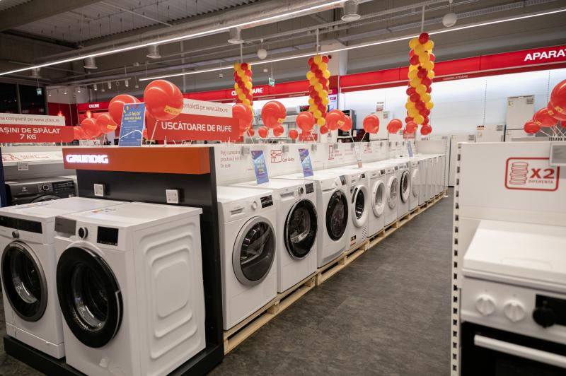 Black Friday de primăvară Altex: Altex interior magazin_2.jpg