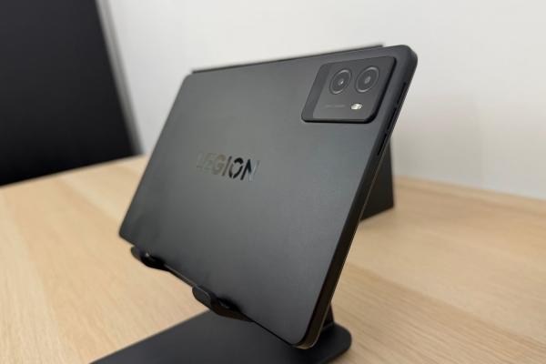Lenovo Legion Tab 8.8 (2025) - Fotografii