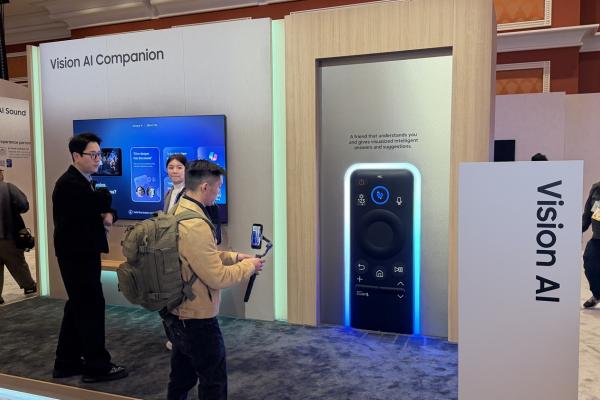Vision AI Companion nu e doar un concept! Iată cum reușește Samsung, lider mondial pe piața televizoarelor de 20 de ani consecutiv, să transforme TV-ul într-un partener de divertisment