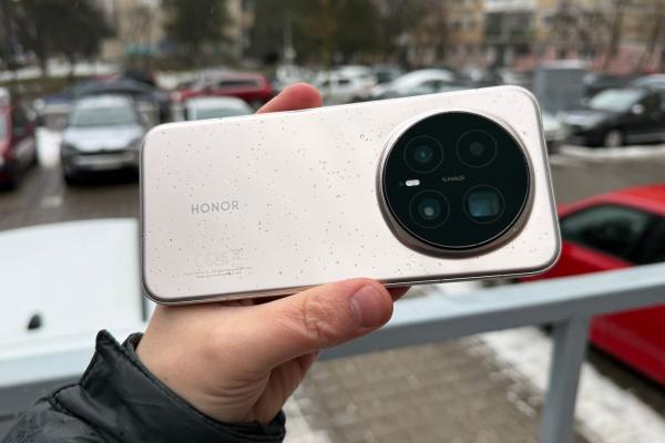 HONOR Magic8 Pro: Design tributar predecesorului, cu material neaşteptat în spate
