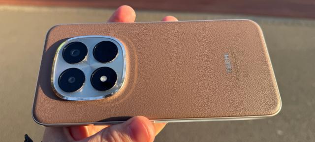 Redmi Note 15 Pro+ 5G: Baterie ca de flagship la playback video, în top 10