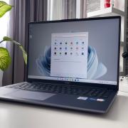 Prezentare HUAWEI MateBook D 16: Un laptop de productivitate de 16 inch mai ușor decât ai crede și primul Huawei cu NumPad