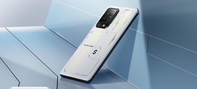 Preț și disponibilitate Black Shark 5 Pro în România