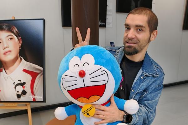 Am fost în vizită în ţara ursului panda la magazinul HONOR flagship; În sfârşit cineva care nu copiază Apple!