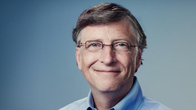 <b>Bill Gates consideră că nu ar fi devenit miliardar dacă avea smartphone şi reţele de socializare în copilărie</b>Bill Gates a făcut recent o postare pe blog, în care vorbea despre copilărie şi modul în care a fost crescut. Asta ca o paralelă legată de cum cresc copiii în ziua de azi. Poate cea mai interesantă afirmaţie a fost că Gates nu e sigur că ar fi devenit