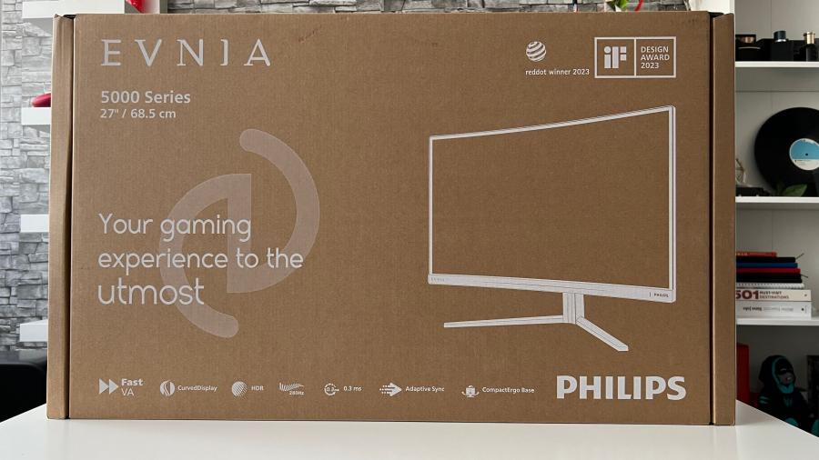 Philips Evnia 5000 (27M2C5200) Review: Monitorul curbat de 27 inch